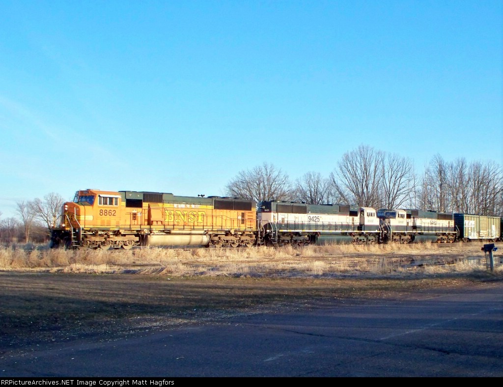 BNSF 8862